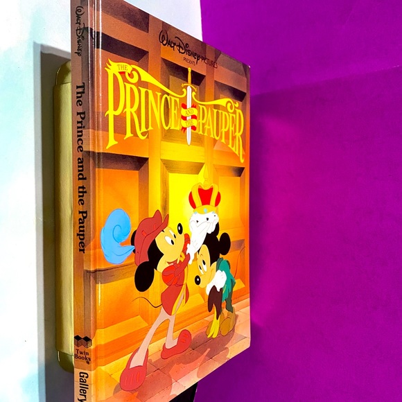WALT DISNEY’S THE PRINCE AND THE PAUPER VTG 1990 HARDCOVER BOOK 96p GALLERY BOOK - Picture 16 of 16